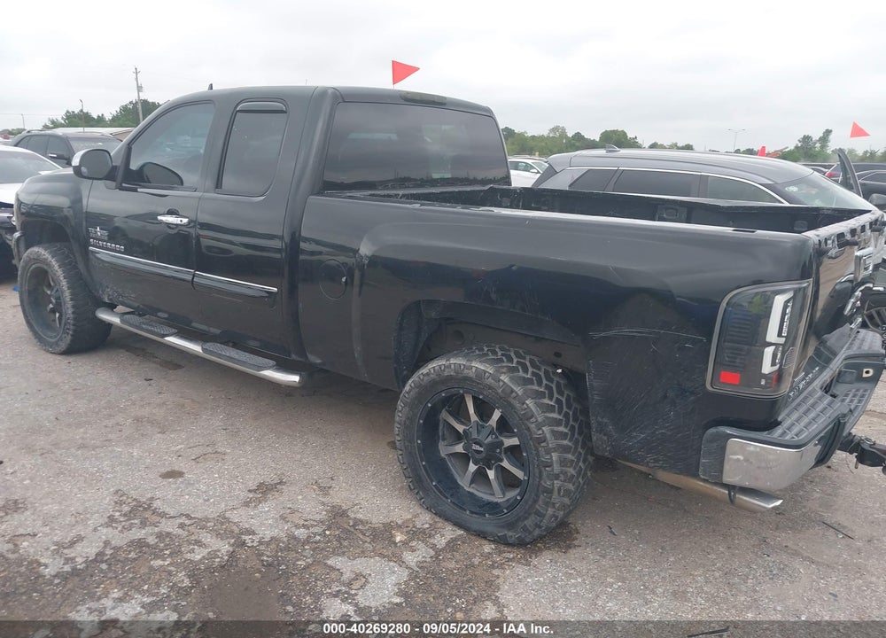 2011 CHEVROLET SILVERADO 1500 VIN: 1GCRCSE05BZ165723