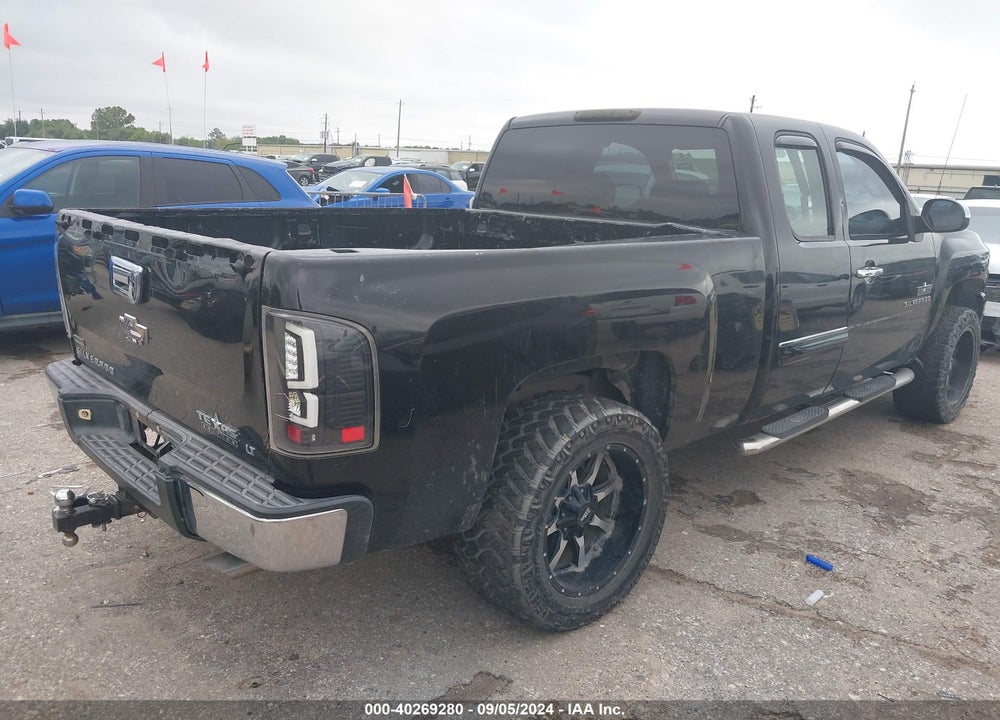 2011 CHEVROLET SILVERADO 1500 VIN: 1GCRCSE05BZ165723