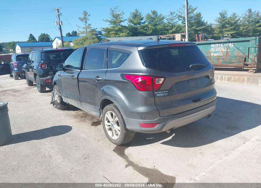 2019 FORD ESCAPE SE VIN: 1FMCU9GDXKUB80593