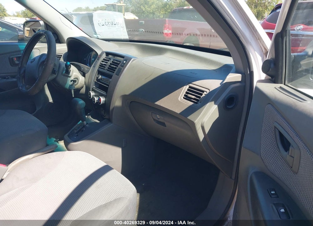 2007 HYUNDAI TUCSON VIN: KM8JM12B37U631823