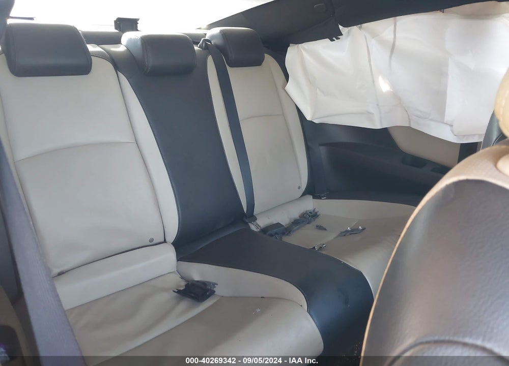 2017 HONDA CIVIC EX-L VIN: 2HGFC3B74HH357915