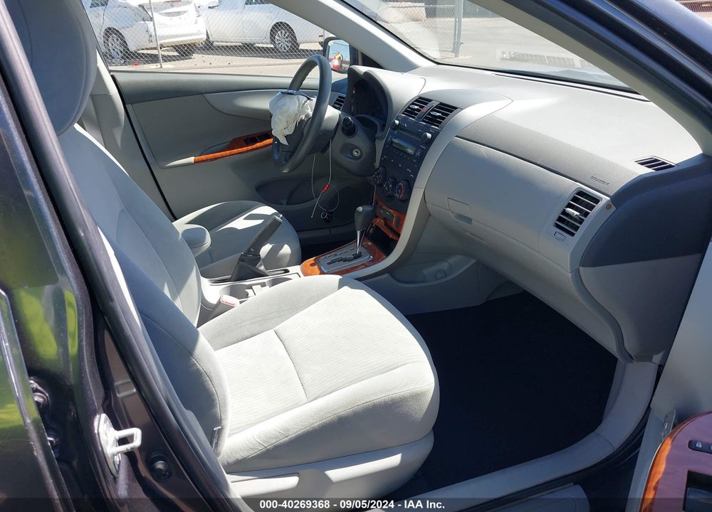 2009 TOYOTA COROLLA LE VIN: 1NXBU40E99Z062739
