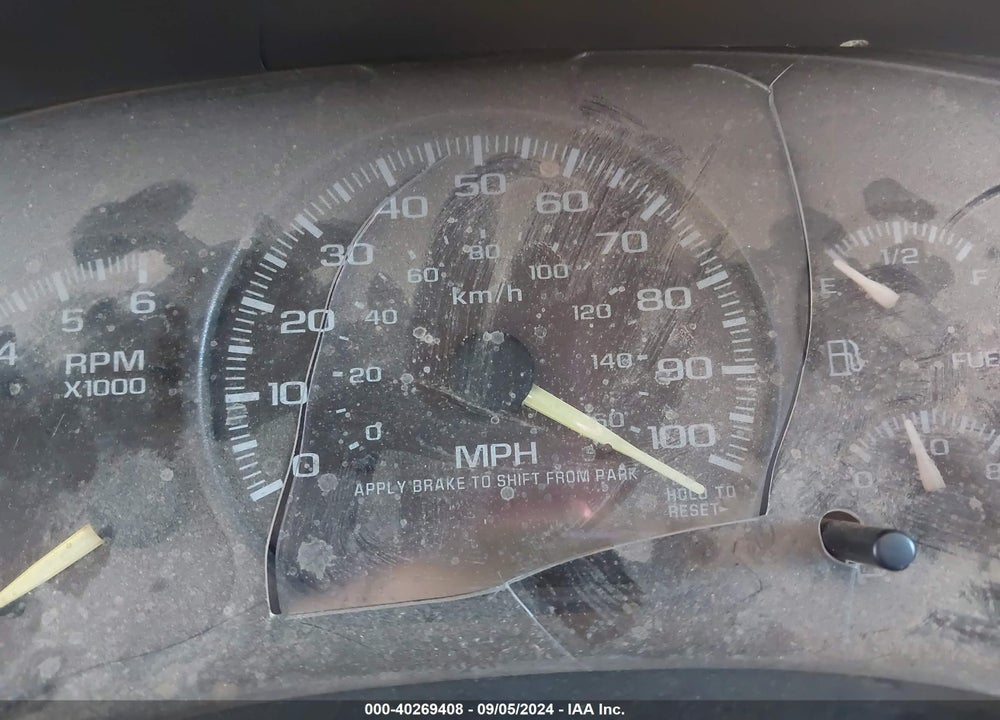 2001 GMC SIERRA 1500 SLE VIN: 2GTEC19V511272132