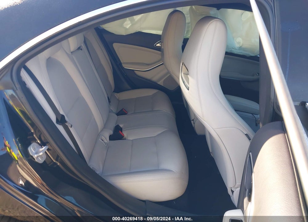2014 MERCEDES-BENZ CLA 250 VIN: WDDSJ4EB5EN143209