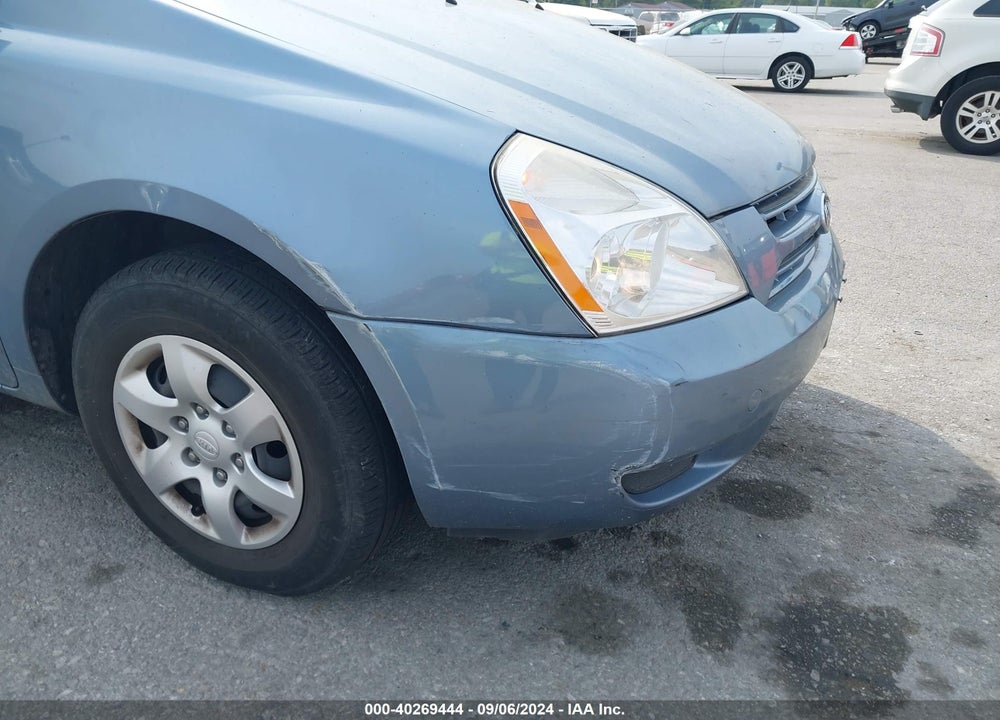 2010 KIA SEDONA LX VIN: KNDMG4C36A6352136