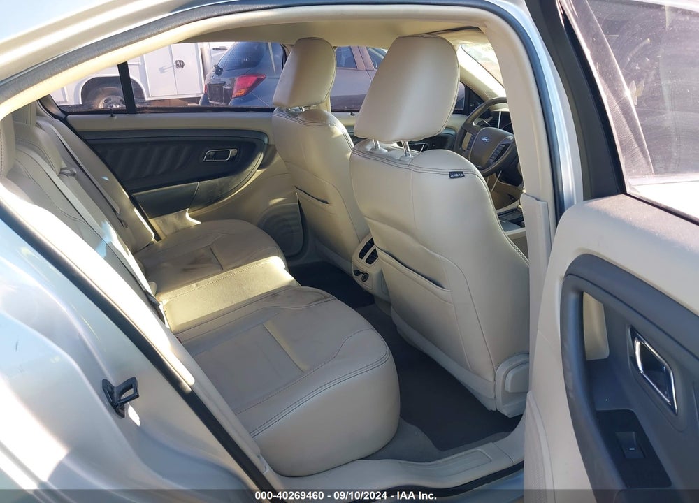 2010 FORD TAURUS SEL VIN: 1FAHP2EW8AG142019