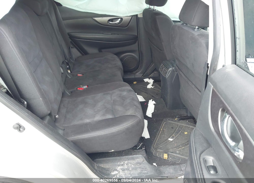 2015 NISSAN ROGUE SV VIN: KNMAT2MT3FP561868