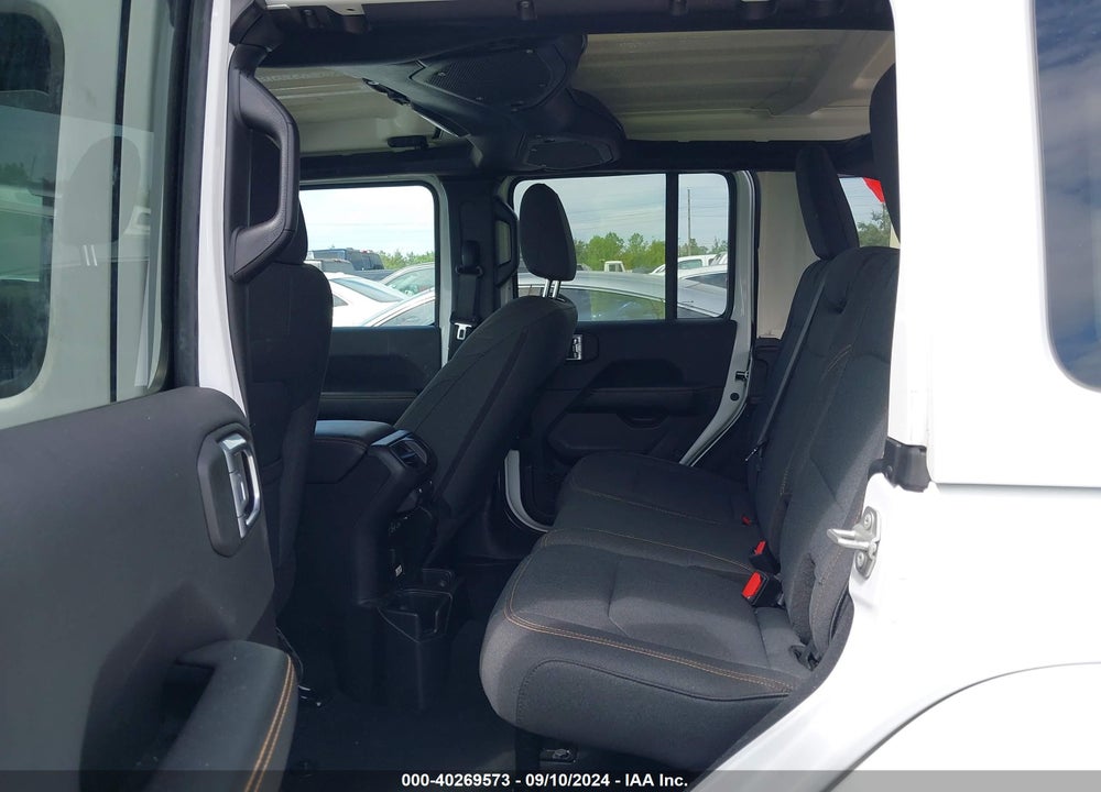 2024 JEEP WRANGLER 4-DOOR SAHARA 4X4 VIN: 1C4PJXEN9RW224368