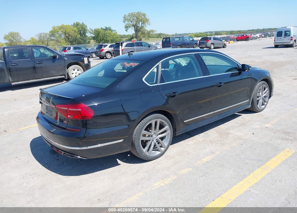 2016 VOLKSWAGEN PASSAT 1.8T R-LINE W/COMFORT PKG VIN: 1VWAT7A33GC062446