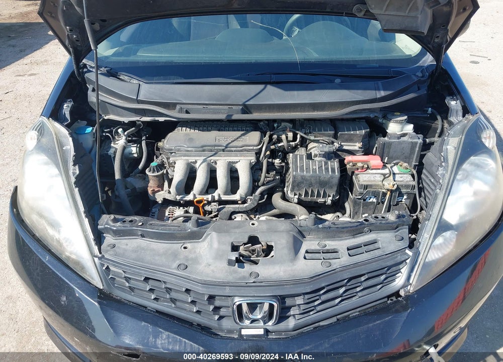 2012 HONDA FIT SPORT VIN: JHMGE8H52CC038622