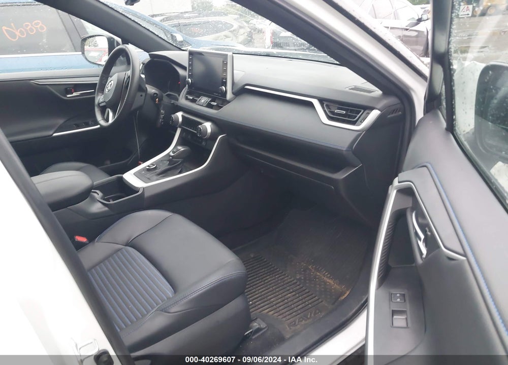 2022 TOYOTA RAV4 HYBRID XSE VIN: 2T3E6RFV5NW031887