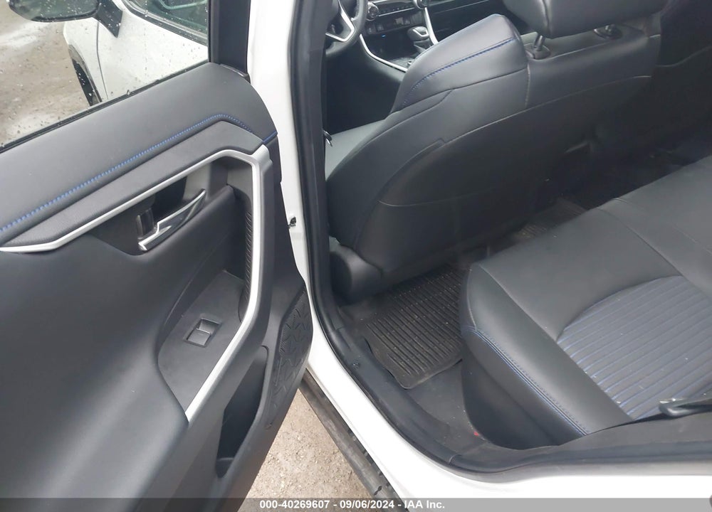 2022 TOYOTA RAV4 HYBRID XSE VIN: 2T3E6RFV5NW031887