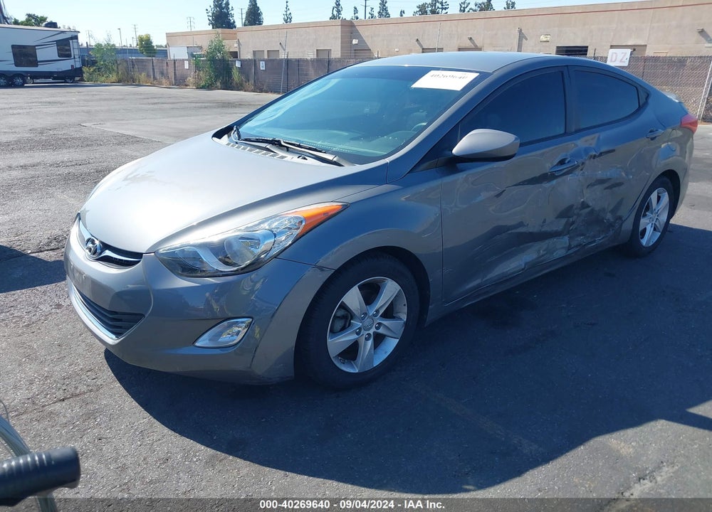 2013 HYUNDAI ELANTRA GLS VIN: 5NPDH4AE6DH381082
