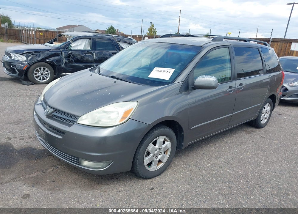 2004 TOYOTA SIENNA XLE VIN: 5TDZA22CX4S002073