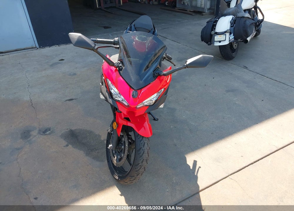 2021 KAWASAKI EX400 VIN: JKAEXKH11MDAA5225