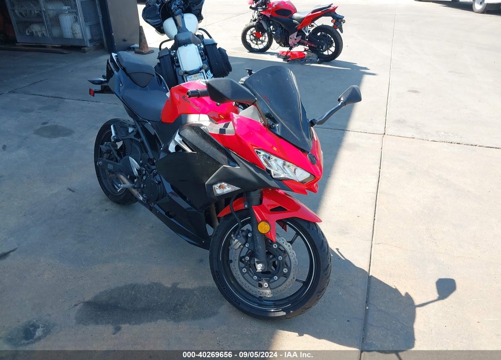 2021 KAWASAKI EX400 VIN: JKAEXKH11MDAA5225