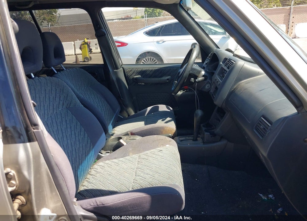 2000 TOYOTA RAV4 VIN: JT3GP10V4Y7065176