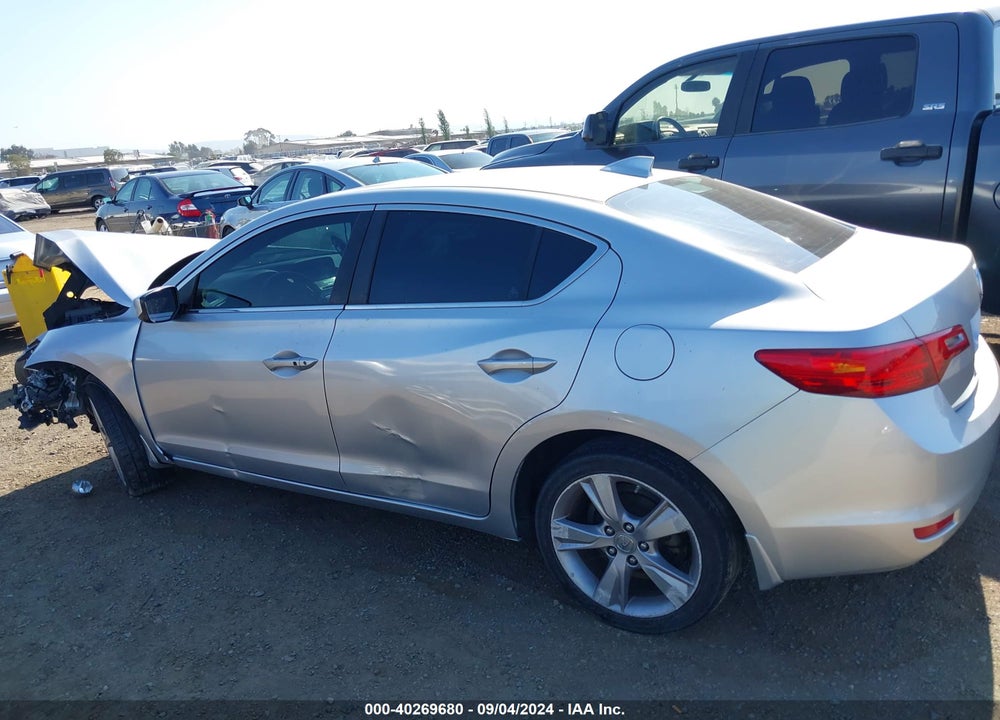 2015 ACURA ILX 2.0L VIN: 19VDE1F71FE004970