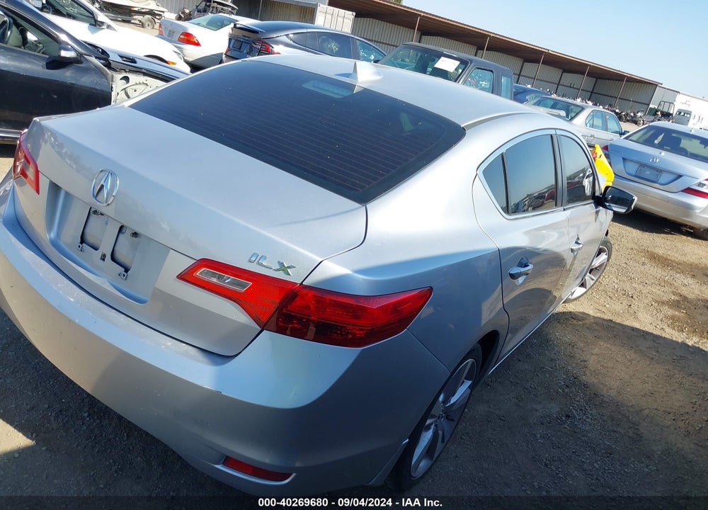 2015 ACURA ILX 2.0L VIN: 19VDE1F71FE004970