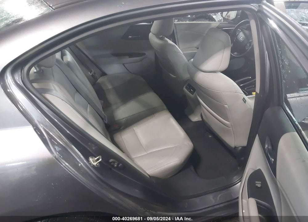 2016 HONDA ACCORD VIN: 1HGCR2F81GA242443