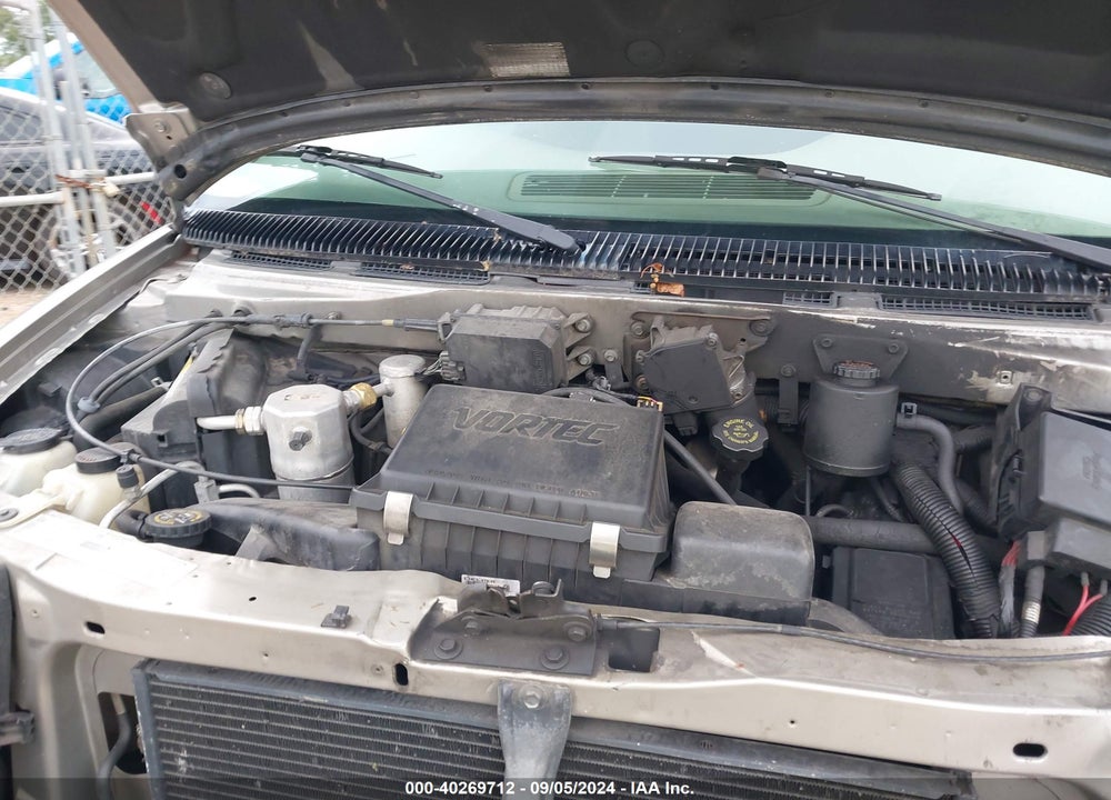 2001 CHEVROLET ASTRO LS VIN: 1GNDM19W51B155370