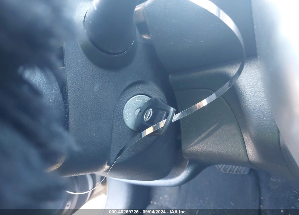 2018 NISSAN VERSA 1.6 SV VIN: 3N1CN7APXJL880201