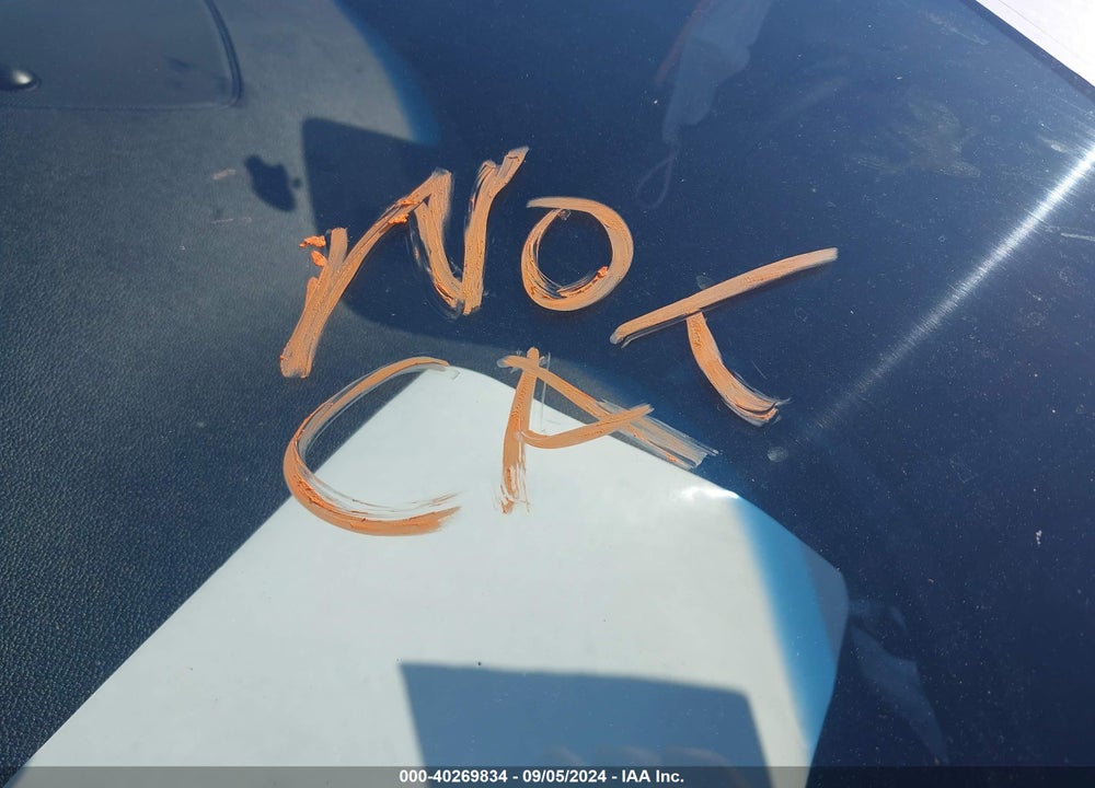 2018 KIA SORENTO 2.4L LX VIN: 5XYPGDA30JG413994
