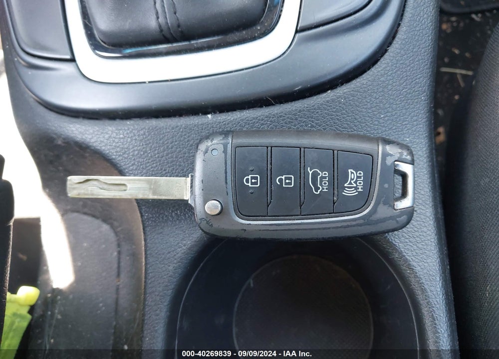 2021 HYUNDAI KONA SE VIN: KM8K1CAA1MU656345