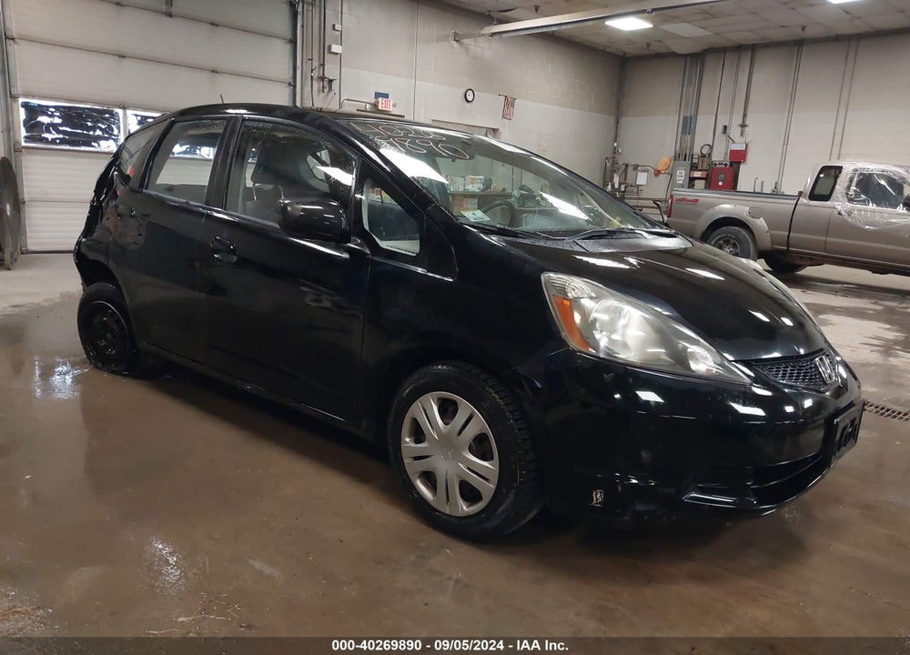 2010 HONDA FIT VIN: JHMGE8G28AS004386