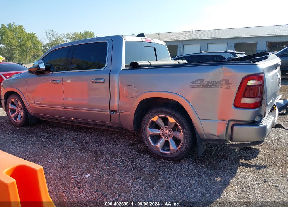 2019 RAM 1500 LIMITED 4X4 5'7 BOX VIN: 1C6SRFHT0KN675148