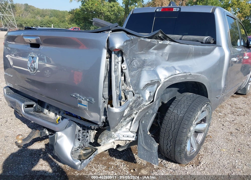 2019 RAM 1500 LIMITED 4X4 5'7 BOX VIN: 1C6SRFHT0KN675148