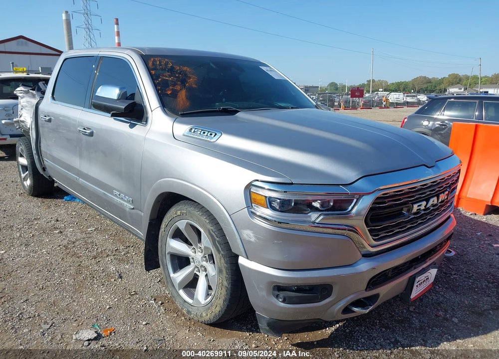 2019 RAM 1500 LIMITED 4X4 5'7 BOX VIN: 1C6SRFHT0KN675148
