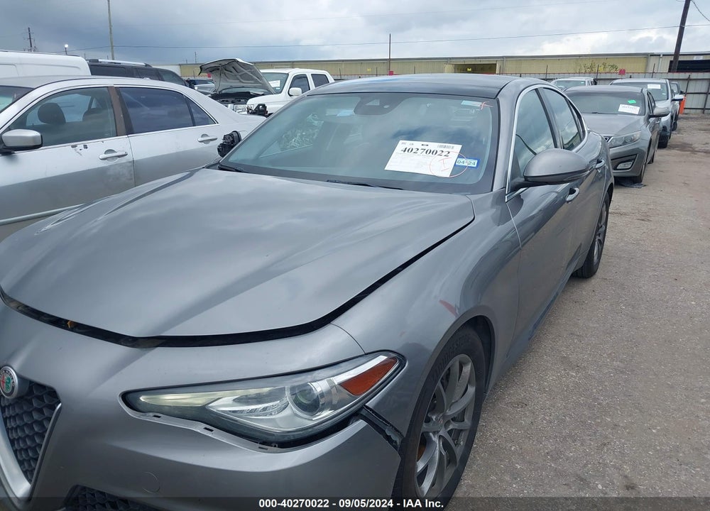 2018 ALFA ROMEO GIULIA RWD VIN: ZARFAEBN0J7563772