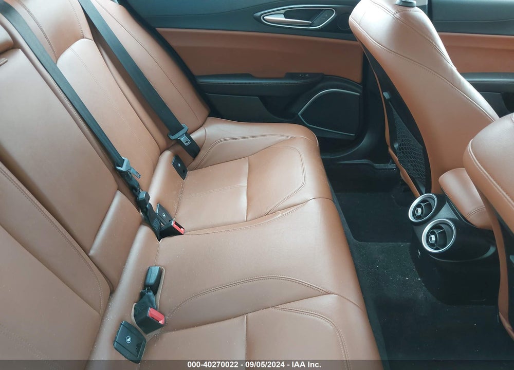 2018 ALFA ROMEO GIULIA RWD VIN: ZARFAEBN0J7563772