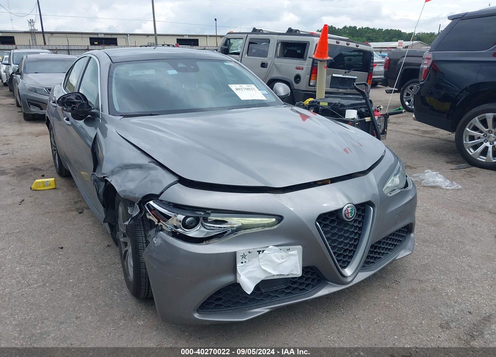 2018 ALFA ROMEO GIULIA RWD VIN: ZARFAEBN0J7563772