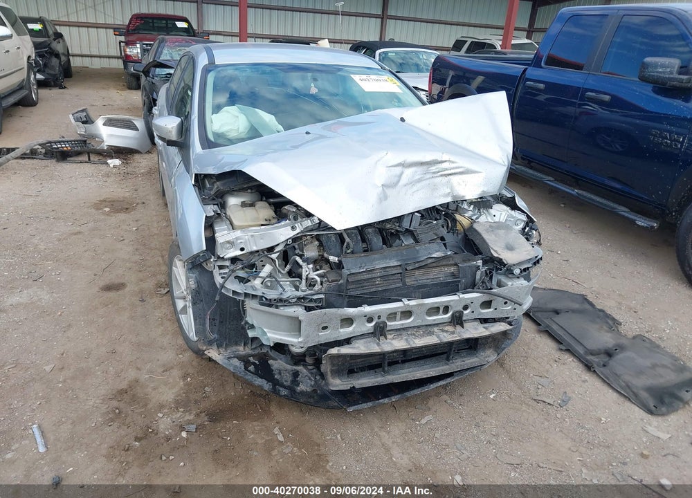 2017 FORD FOCUS SE VIN: 1FADP3F21HL315882