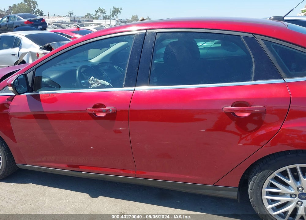 2014 FORD FOCUS TITANIUM VIN: 1FADP3J22EL355634