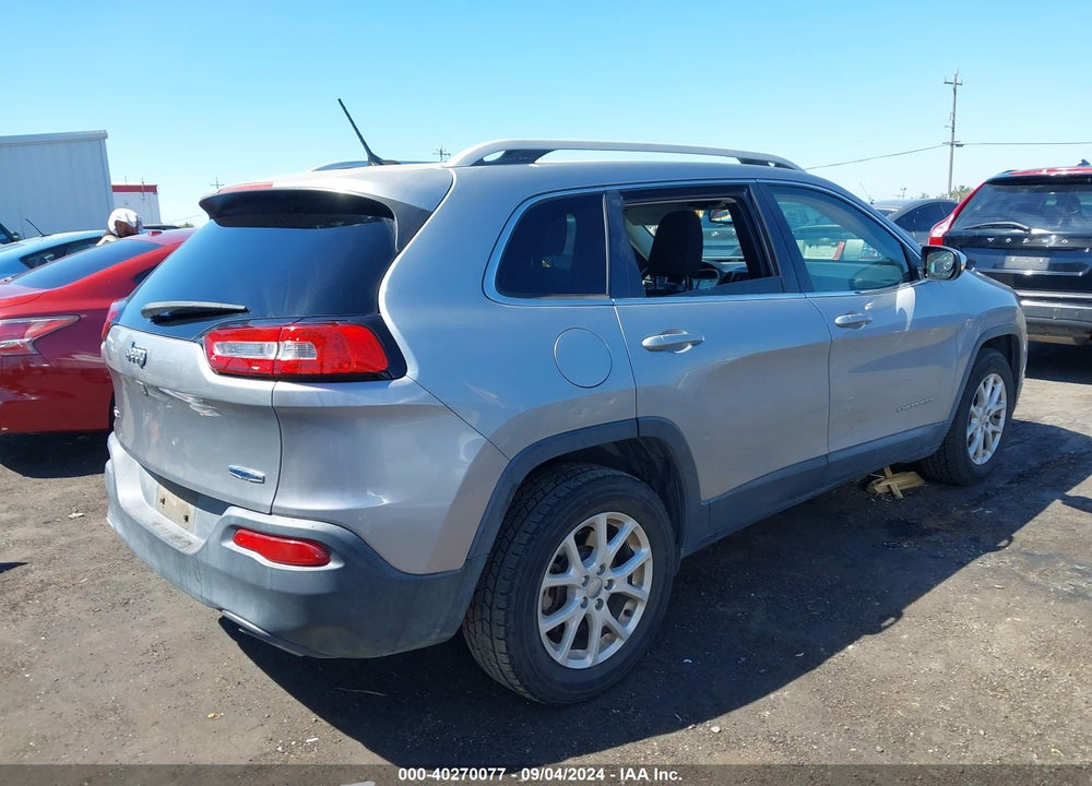 2017 JEEP CHEROKEE LATITUDE 4X4 VIN: 1C4PJMCS7HW658942