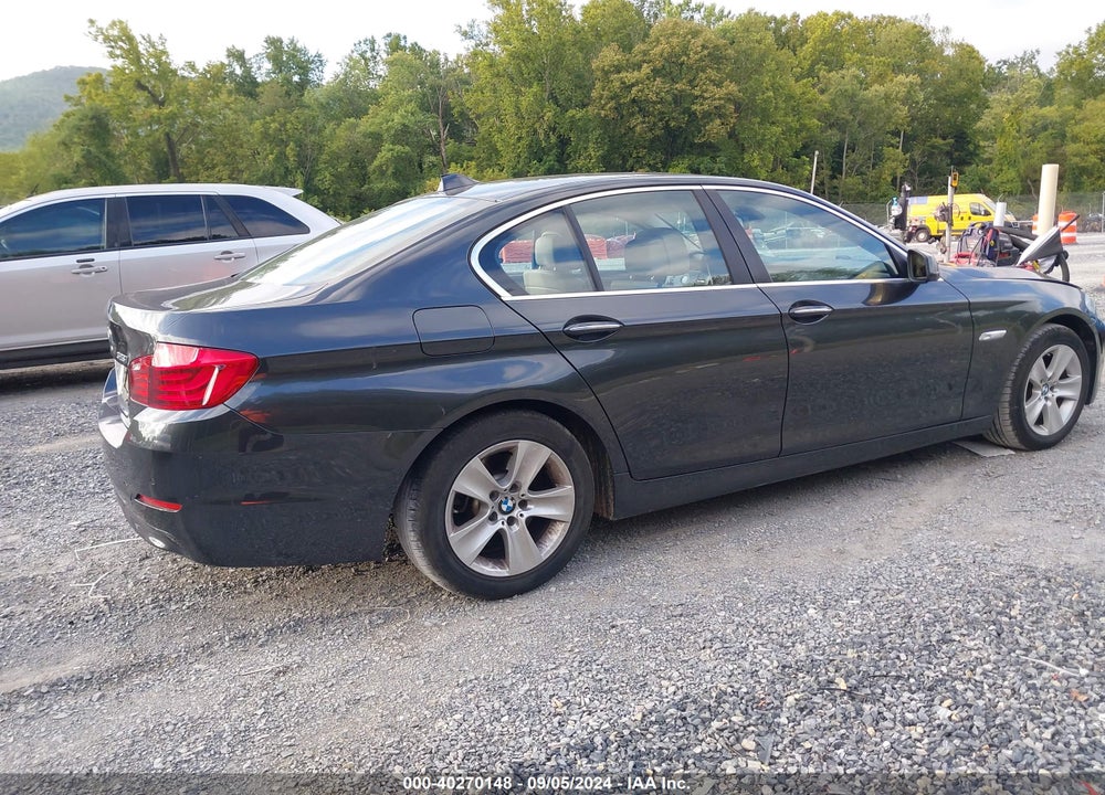 2011 BMW 528I VIN: WBAFR1C58BC746871