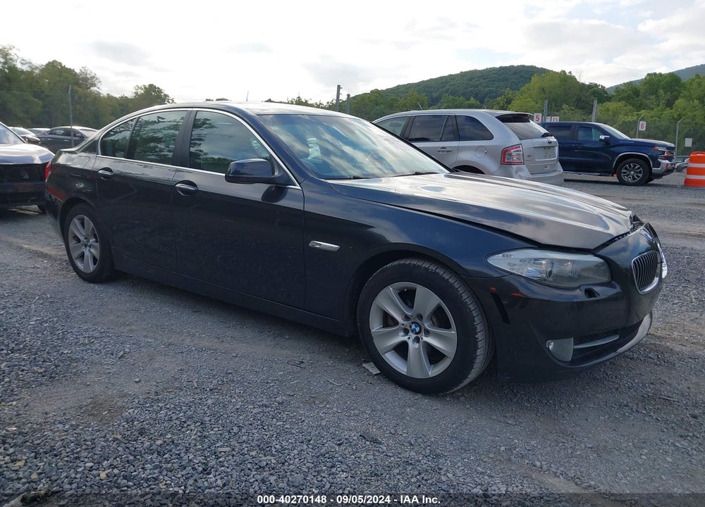 2011 BMW 528I VIN: WBAFR1C58BC746871