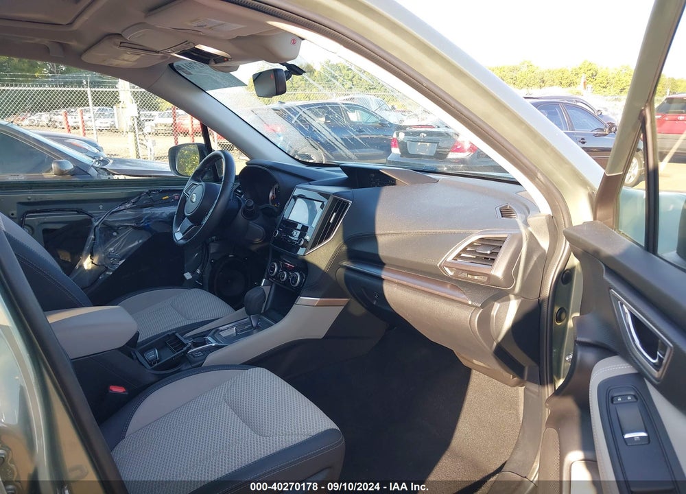 2019 SUBARU FORESTER PREMIUM VIN: JF2SKAGC8KH567247