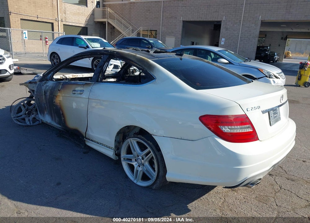 2012 MERCEDES-BENZ C 250 VIN: WDDGJ4HB7CF750382