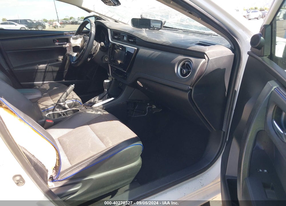2018 TOYOTA COROLLA SE VIN: 2T1BURHE0JC073782
