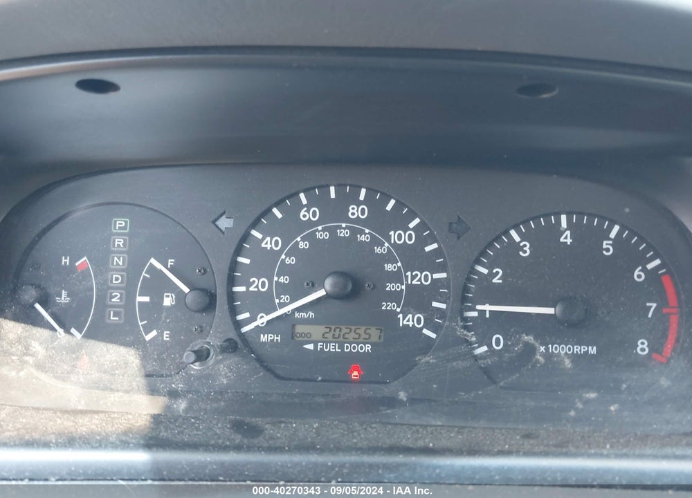 2000 TOYOTA CAMRY LE VIN: JT2BG22K3Y0499301
