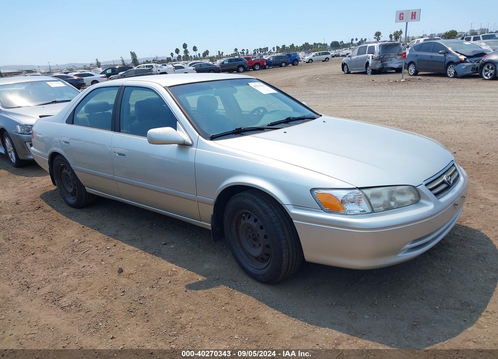 2000 TOYOTA CAMRY LE VIN: JT2BG22K3Y0499301