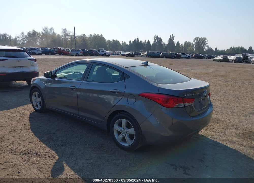 2013 HYUNDAI ELANTRA GLS VIN: 5NPDH4AE7DH255975