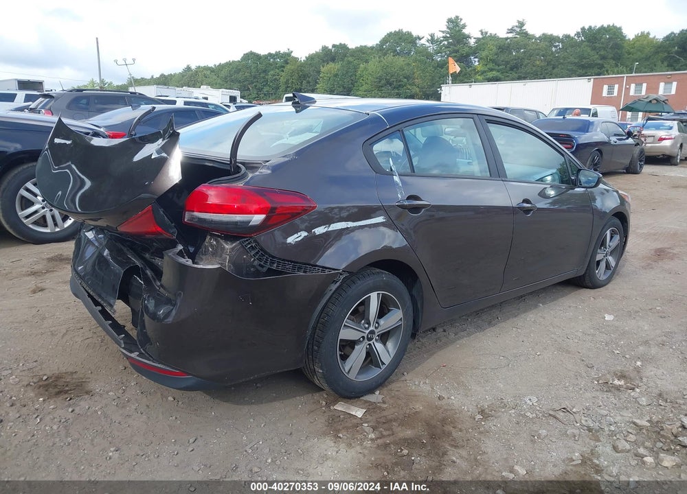 2018 KIA FORTE LX VIN: 3KPFL4A72JE225162