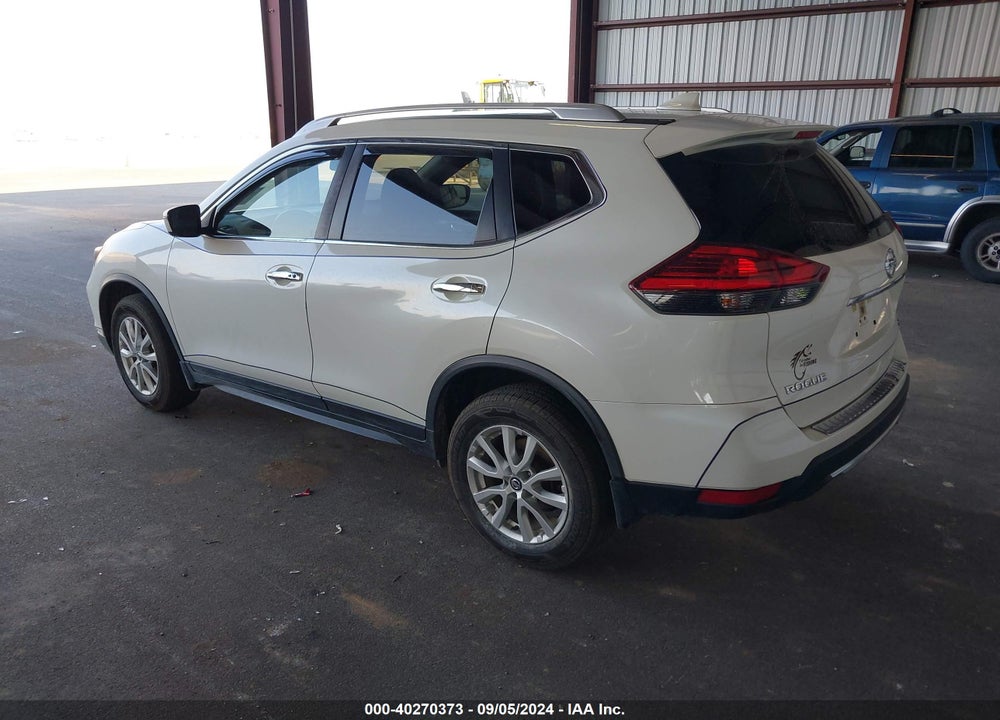2017 NISSAN ROGUE SV VIN: JN8AT2MV5HW251185
