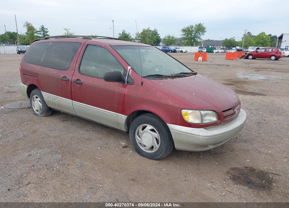 1998 TOYOTA SIENNA XLE VIN: 4T3ZF13C7WU018128