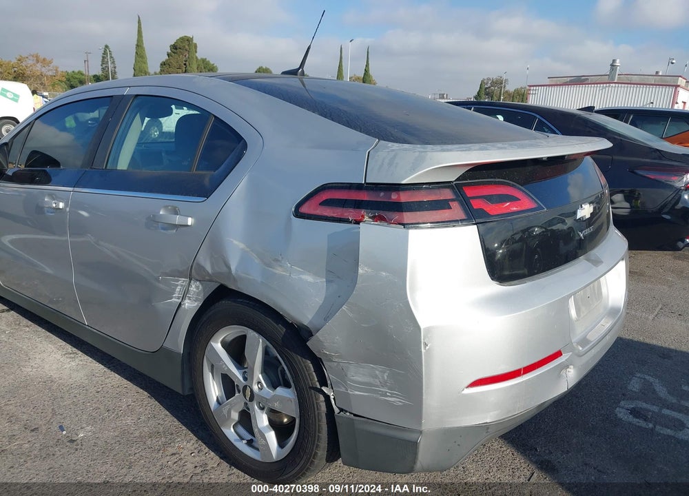 2011 CHEVROLET VOLT VIN: 1G1RC6E45BU103870